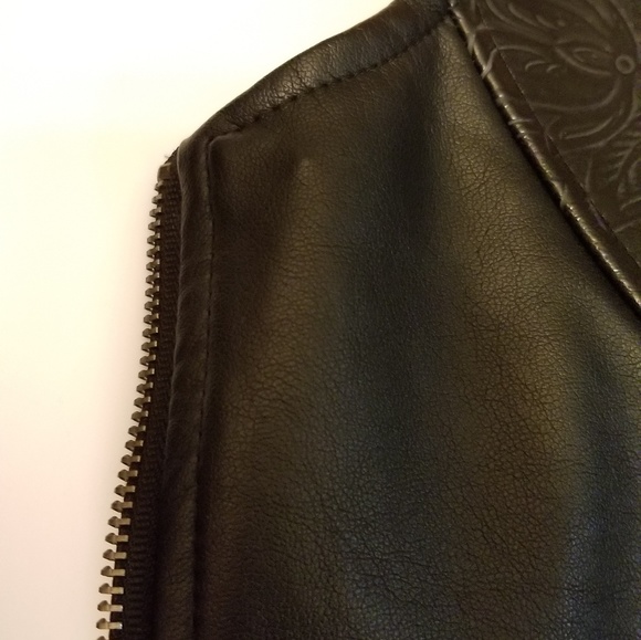 Faux leather jacket - Picture 7 of 7